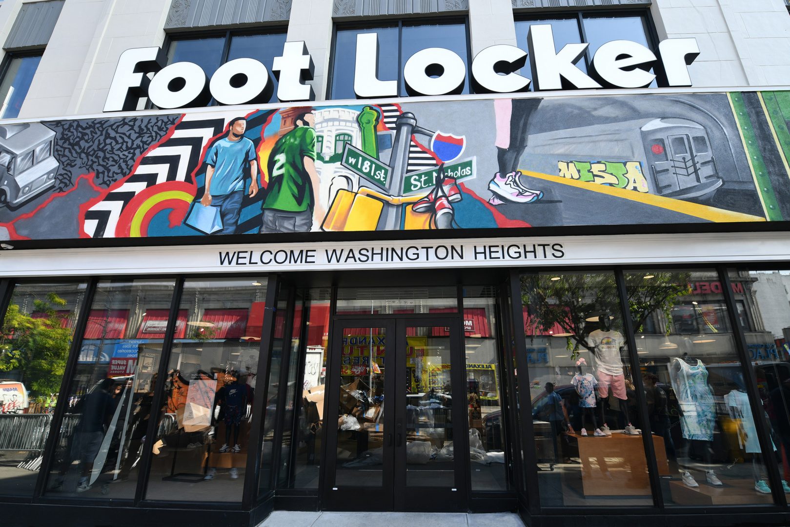 Foot Locker Unveils Washington Heights Community Power Store